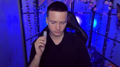 Snapshot of zackhandsome chatting on 09.10.25 Zack online show from 09.10.25