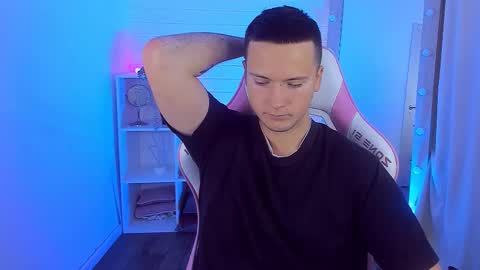 Snapshot of zackhandsome chatting on 09.11.25 Zack online show from 09.11.25