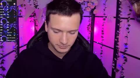 Snapshot of zackhandsome chatting on 10.09.25 Zack online show from 10.09.25