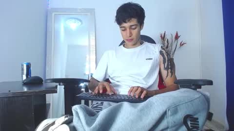 zack online show from 02.04.25