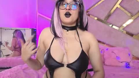 Snapshot of zafire_ chatting on 02.08.26 online show from 02.08.26