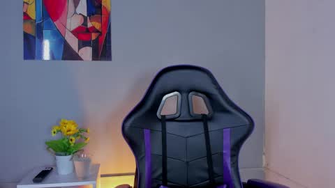 Zafiro Brown online show from 03.23.26