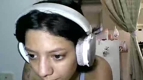 Snapshot of zafiro_rubi chatting on 05.20.26 Zafiro online show from 05.20.26