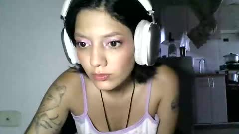 Snapshot of zafiro_rubi chatting on 05.21.26 Zafiro online show from 05.21.26