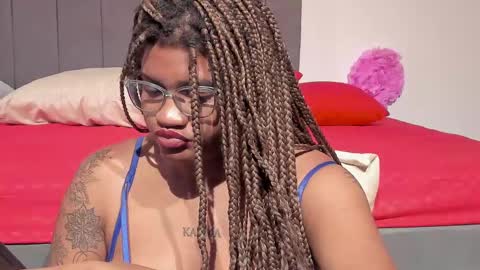 Snapshot of zahra_rose chatting on 02.27.25 zahra_rose online show from 02.27.25