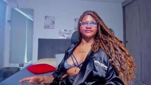 Snapshot of zahra_rose chatting on 03.12.25 zahra_rose online show from 03.12.25