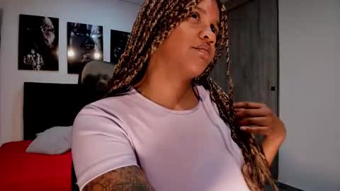 Snapshot of zahra_rose chatting on 09.19.25 zahra_rose online show from 09.19.25