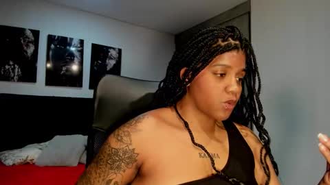 Snapshot of zahra_rose chatting on 09.27.25 zahra_rose online show from 09.27.25