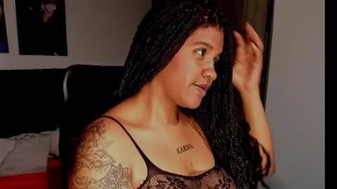 Snapshot of zahra_rose chatting on 10.16.25 zahra_rose online show from 10.16.25