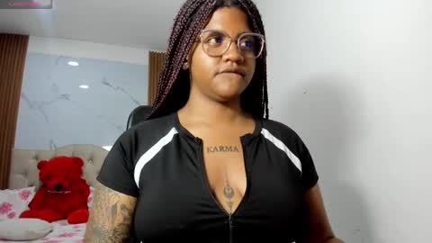 zahra_rose online show from 04.02.26