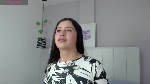 Snapshot of zaida_1 chatting on 02.27.26 Zaida online show from 02.27.26