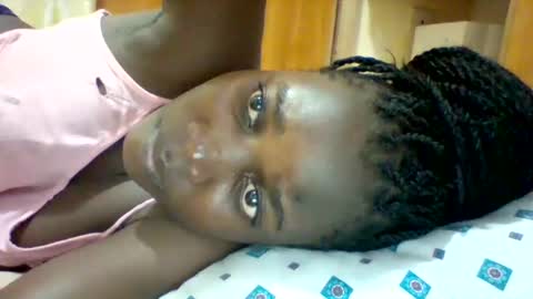 Snapshot of zainxxxx chatting on 02.02.25 zainxxxx online show from 02.02.25