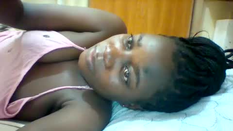 Snapshot of zainxxxx chatting on 03.11.25 zainxxxx online show from 03.11.25