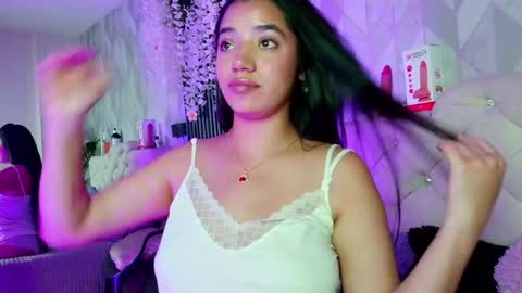 Snapshot of zaira_bonny chatting on 06.04.26 Zaira Bonny online show from 06.04.26
