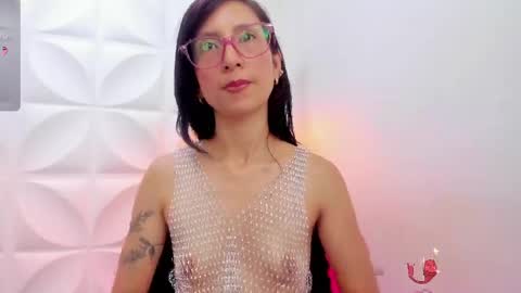 Snapshot of zaira_sweet4 chatting on 04.26.26 zaira_sweet4 online show from 04.26.26