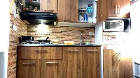 Snapshot of zaleh436460 chatting on 09.17.25 RAJ online show from 09.17.25