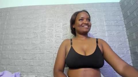 Snapshot of zamara__ chatting on 04.18.26 Zamara online show from 04.18.26