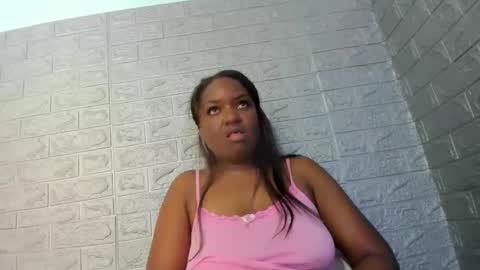 Snapshot of zamara__ chatting on 04.18.26 Zamara online show from 04.18.26