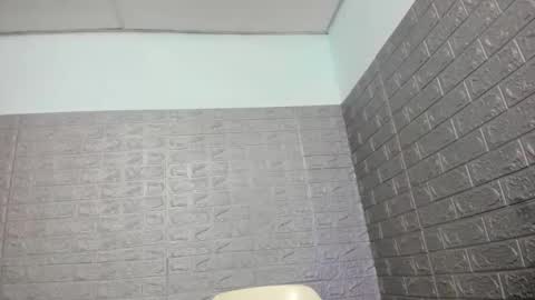 Snapshot of zamara__ chatting on 04.23.26 Zamara online show from 04.23.26