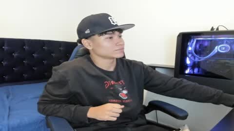 Snapshot of zammcito_ chatting on 01.04.25 zamm online show from 01.04.25