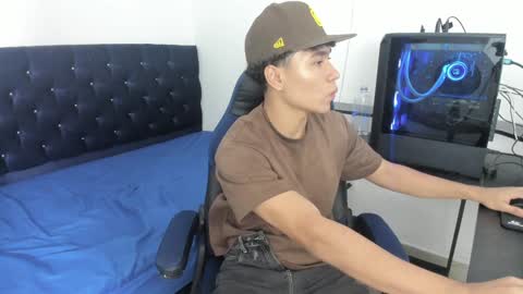 Snapshot of zammcito_ chatting on 01.25.25 zamm online show from 01.25.25