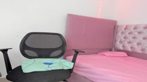 Snapshot of zammcito_ chatting on 02.02.25 zamm online show from 02.02.25