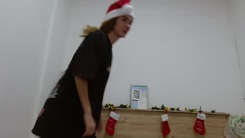 Snapshot of zammu_1992_ chatting on 12.10.24 Zamu online show from 12.10.24