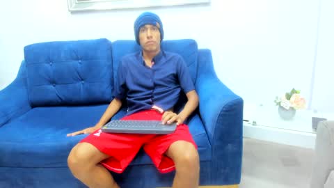 Snapshot of zane_belville chatting on 05.11.26 Zane Belville online show from 05.11.26