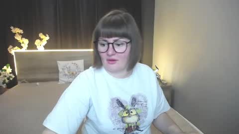Snapshot of zannadreil chatting on 04.18.26 zannadreil online show from 04.18.26