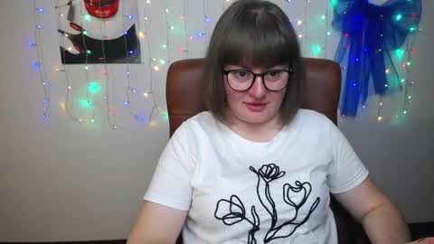 Snapshot of zannadreil chatting on 05.30.26 zannadreil online show from 05.30.26