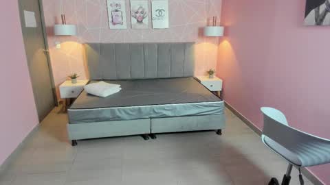 Zara Sweet  online show from 02.12.25