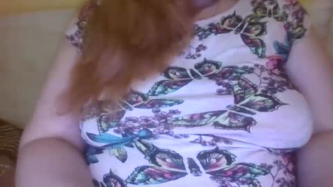 Snapshot of zara_red chatting on 02.04.25 Kate. if im not here im here foxy red333 online show from 02.04.25