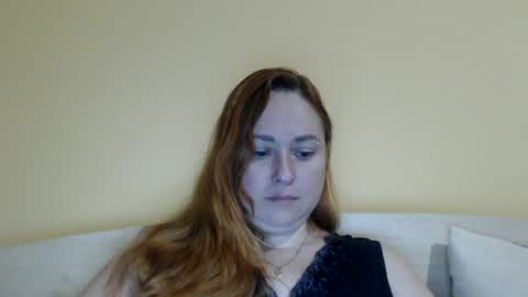 Snapshot of zara_red chatting on 06.21.26 Kate. if im not here im here foxy red333 online show from 06.21.26