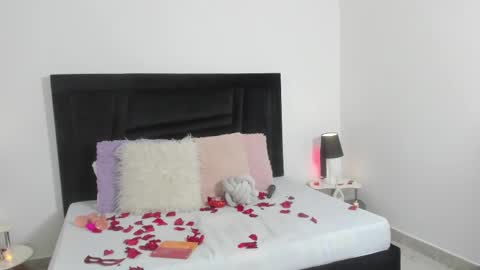 ZARA online show from 02.14.26