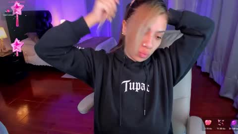 Snapshot of zara_wolf chatting on 02.04.26 ZARAPVT IS OPEN online show from 02.04.26