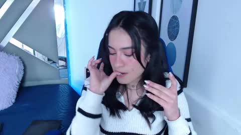 zaradames_ online show from 12.20.24