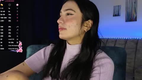 zaradames_ online show from 10.20.25