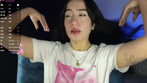 zaradames_ online show from 11.23.25