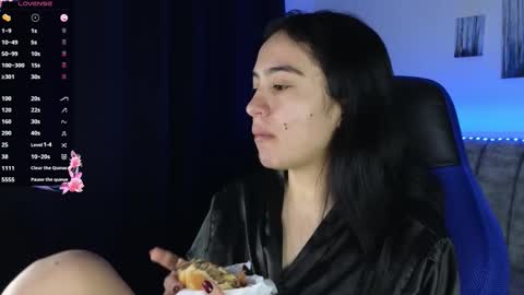 zaradames_ online show from 12.18.25