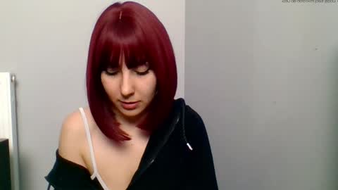 Snapshot of zaradesire chatting on 04.29.26 Zara online show from 04.29.26
