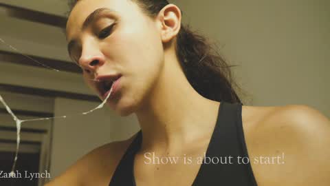 Snapshot of zarahlynch chatting on 04.06.26 Miss Lynch Next show 2911 online show from 04.06.26