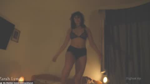 Snapshot of zarahlynch chatting on 07.30.26 Miss Lynch Next show 2911 online show from 07.30.26