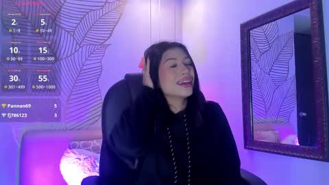 Snapshot of zaralim chatting on 02.27.25 Zara Lim online show from 02.27.25