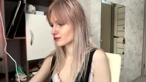 Snapshot of zaramontel chatting on 02.05.26 zaramontel online show from 02.05.26