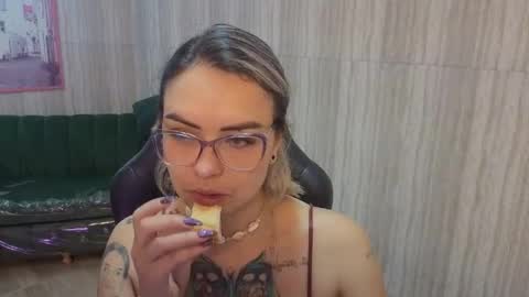 Snapshot of zarcasutra_t chatting on 06.01.26 Isabella online show from 06.01.26
