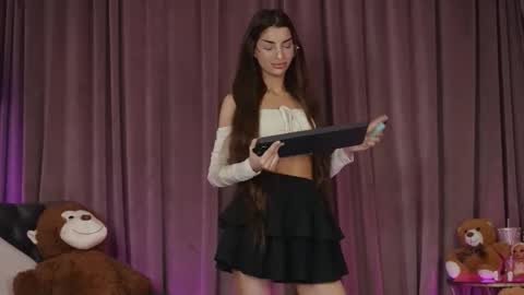 zariaavera online show from 03.17.26