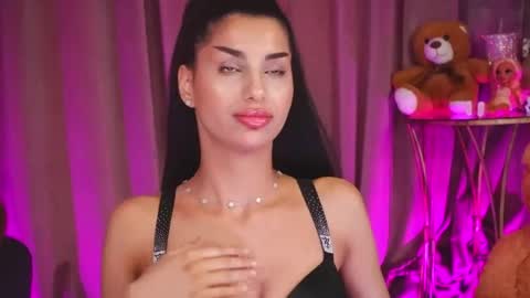 Snapshot of zariaavera chatting on 05.11.26 zariaavera online show from 05.11.26