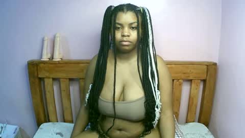Snapshot of zariamonet chatting on 06.13.26 zariamonet online show from 06.13.26