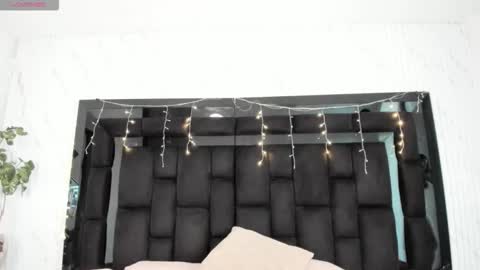 Zarina Waynne online show from 03.15.26