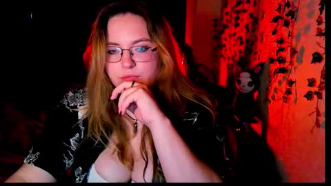 Snapshot of zayarush chatting on 10.25.25 zayarush online show from 10.25.25